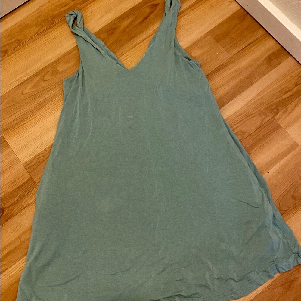 RVCA summer dress with pockets!!